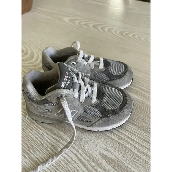 New Balance 990V3 Sneakers IC990GY3 Grey Size 10 Toddler Kids Shoes IC990GY3 - Picture 2 of 5